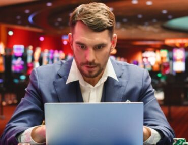 Jogue Blackjack Online ao Vivo com PlayUZU Blackjack Live